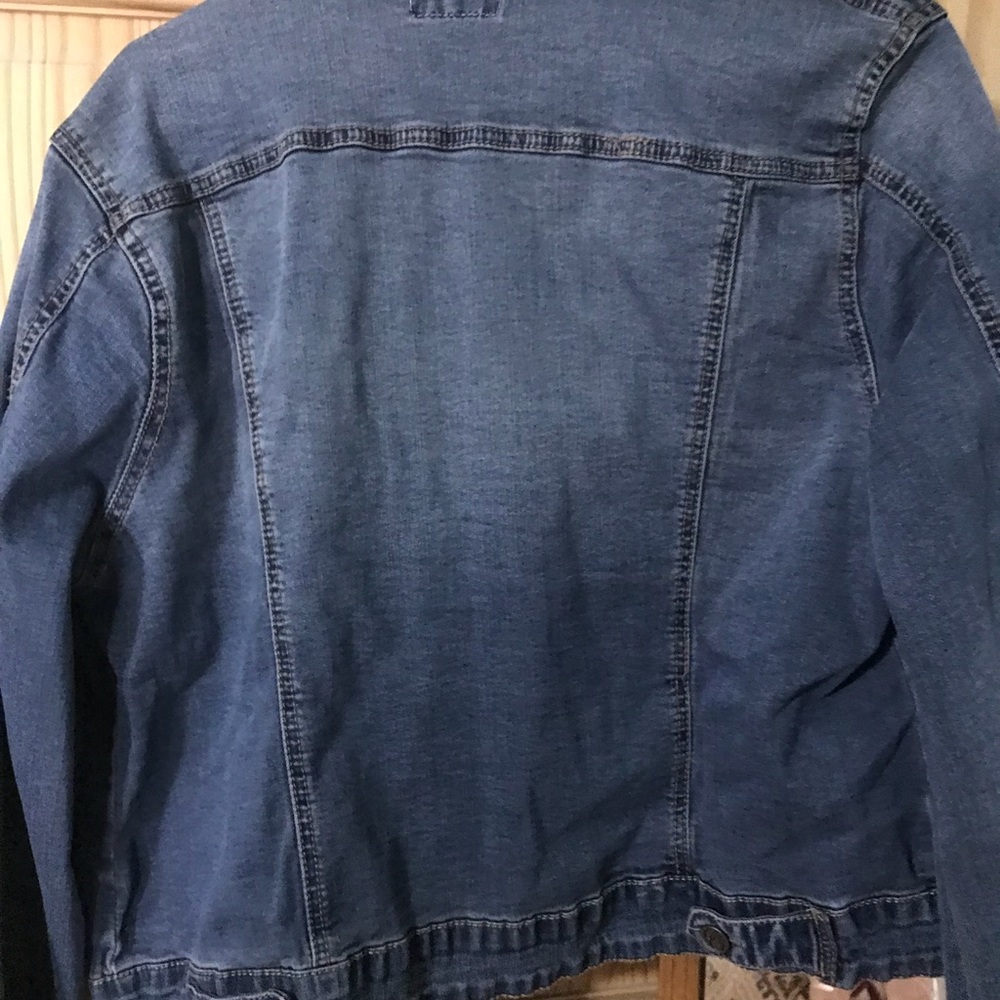 Jean jacket - Picture 4 of 4